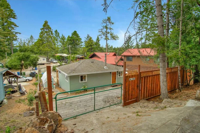 46 Pine, Felton, CA 95018