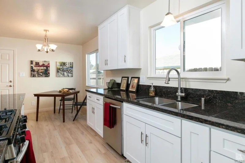 8842 Tacoma, Ventura, CA 93004