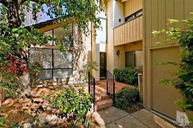 10457 Corvallis, Ventura, CA 93004