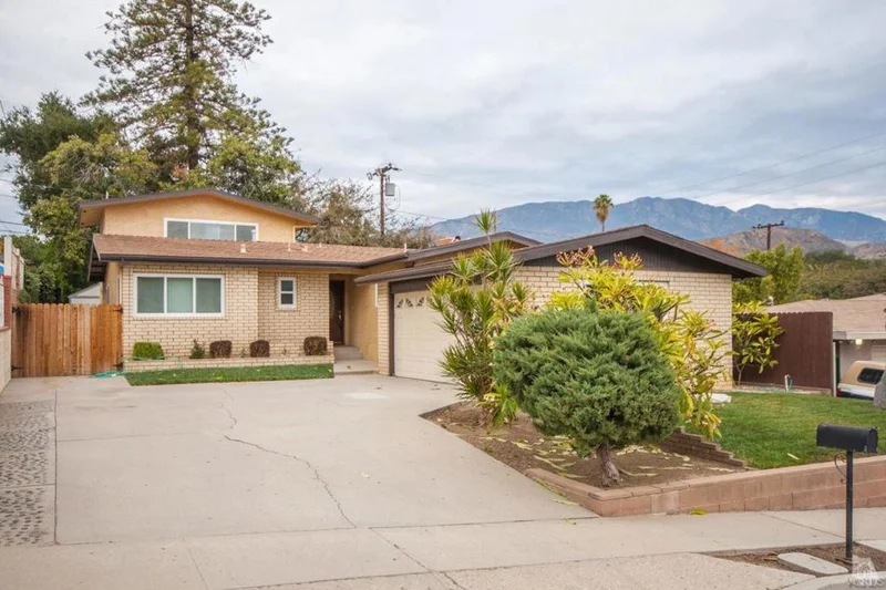 1011 Harvey, Santa Paula, CA 93060