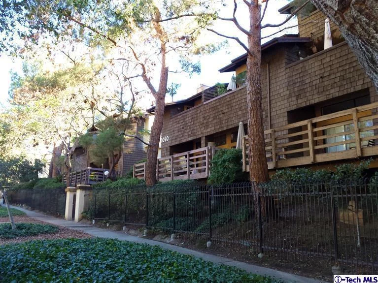 1050 Seco #105, Pasadena, CA 91103