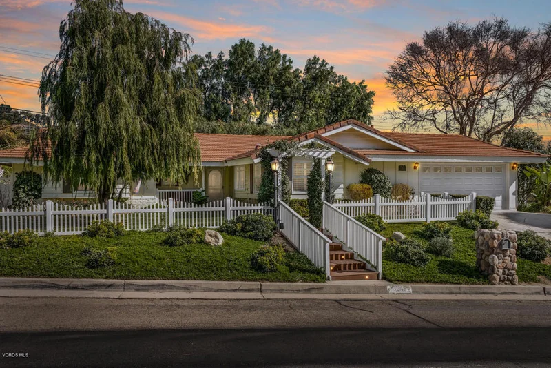 1242 Sunnycrest, Ventura, CA 93003