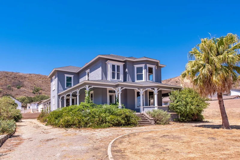 1226 Ojai, Santa Paula, CA 93060