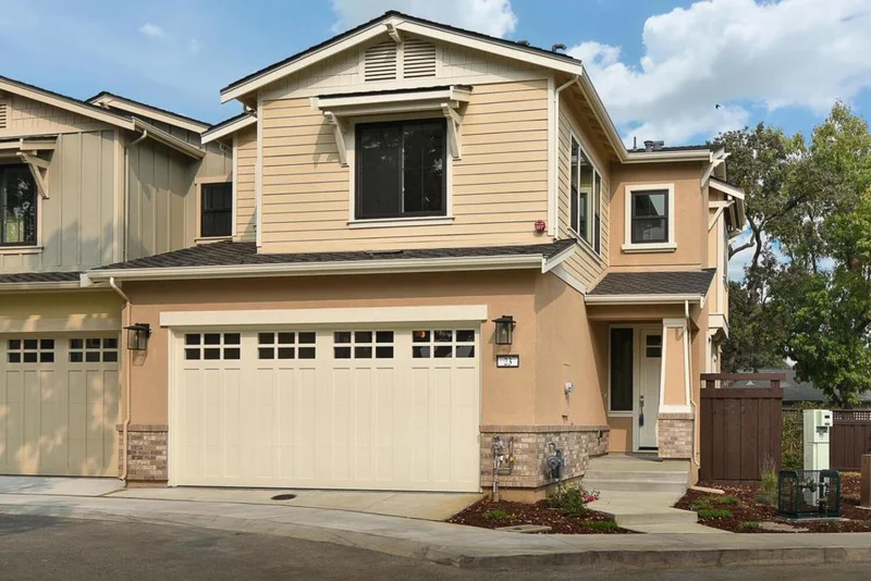 23 Hencken Oaks, Morgan Hill, CA 95037