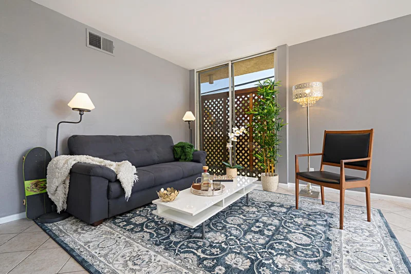856 Van Ness #4, Los Angeles, CA 90038