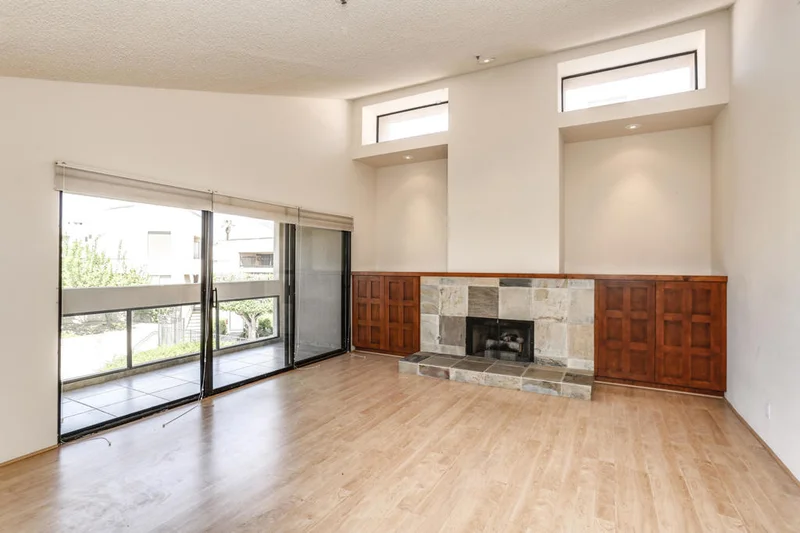 852 Village, Palm Springs, CA 92262