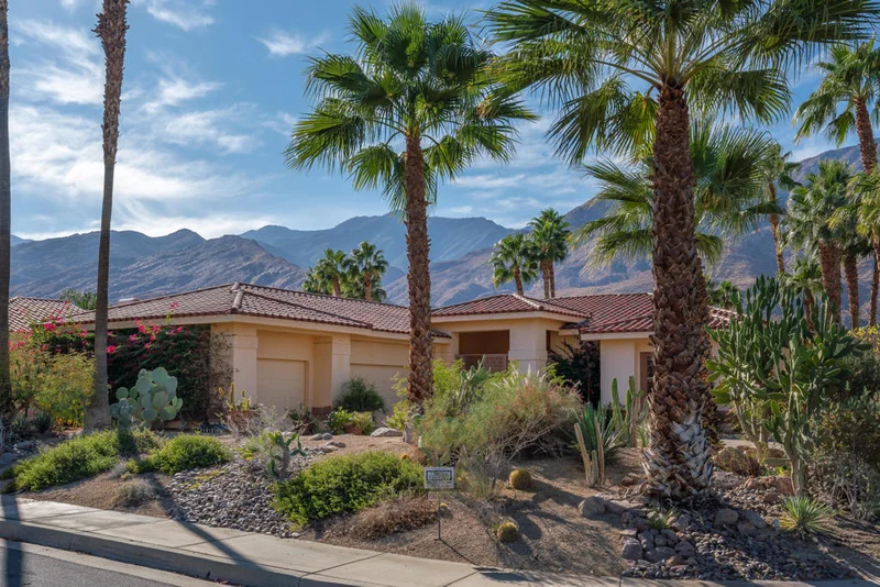 785 Azalea, Palm Springs, CA 92264