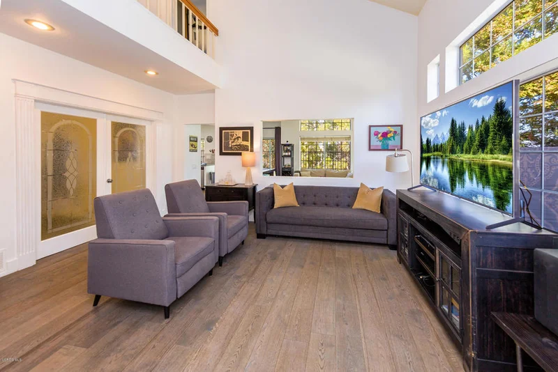 1160 Amberton, Newbury Park, CA 91320
