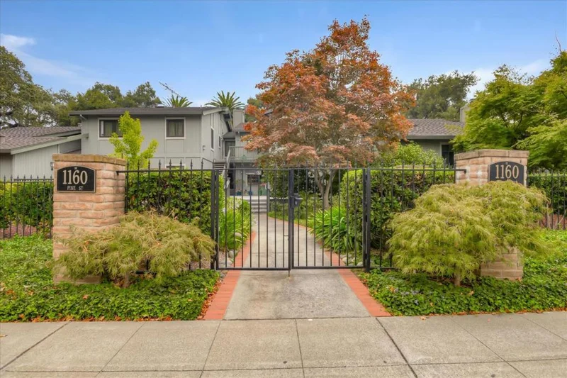 1160 Pine #B, Menlo Park, CA 94025
