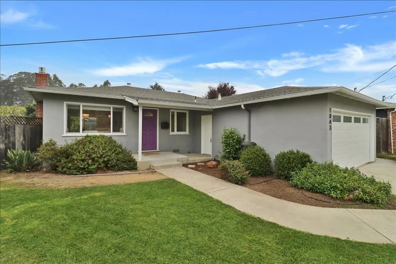 1043 Aragon, Pacifica, CA 94044