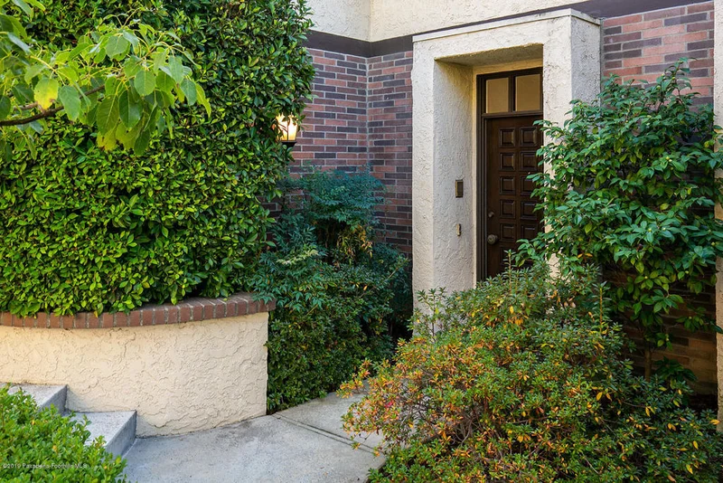 885 Orange Grove #18, Pasadena, CA 91105