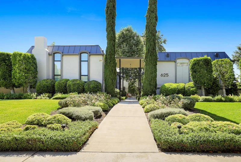 625 Orange Grove #8, Pasadena, CA 91105