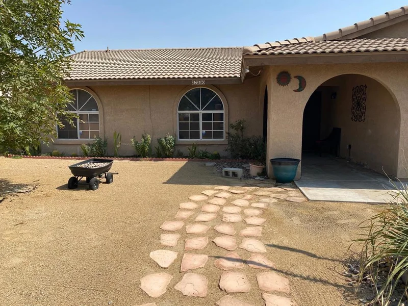 27200 Melanita, Cathedral City, CA 92234