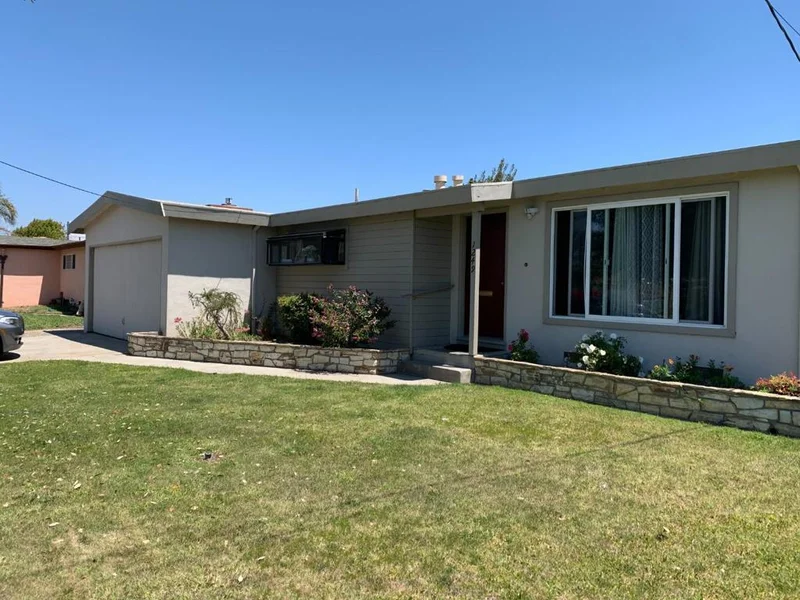 1249 Hilltop, Salinas, CA 93905