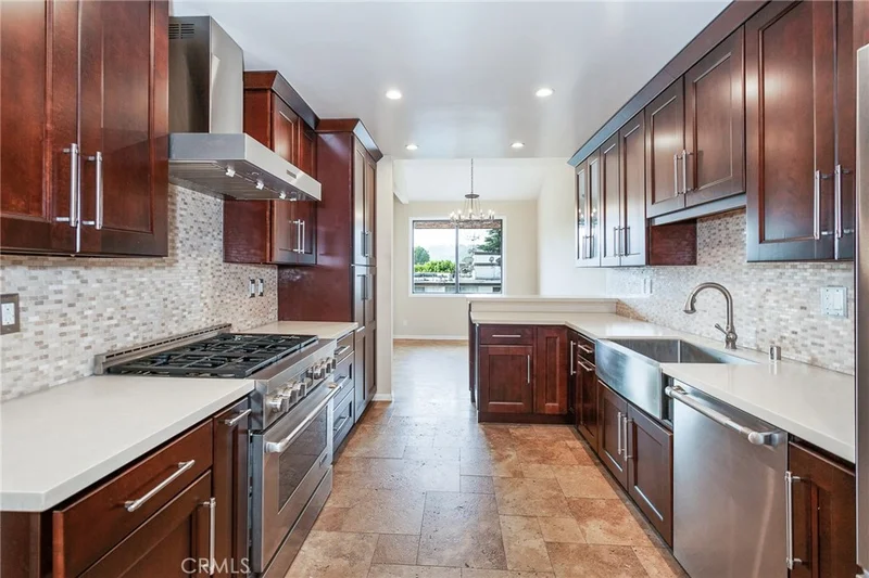 4542 Coldwater Canyon #11, Studio City, CA 91604