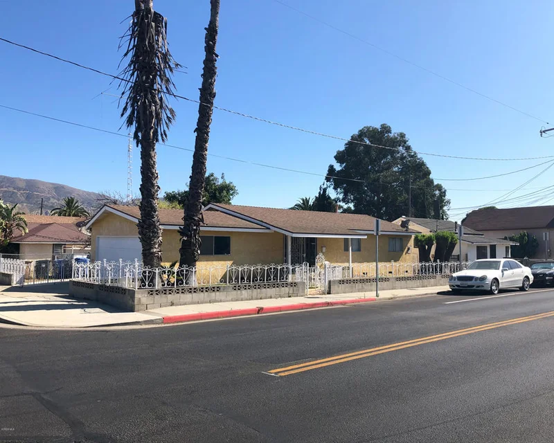 1122 Santa Barbara, Santa Paula, CA 93060