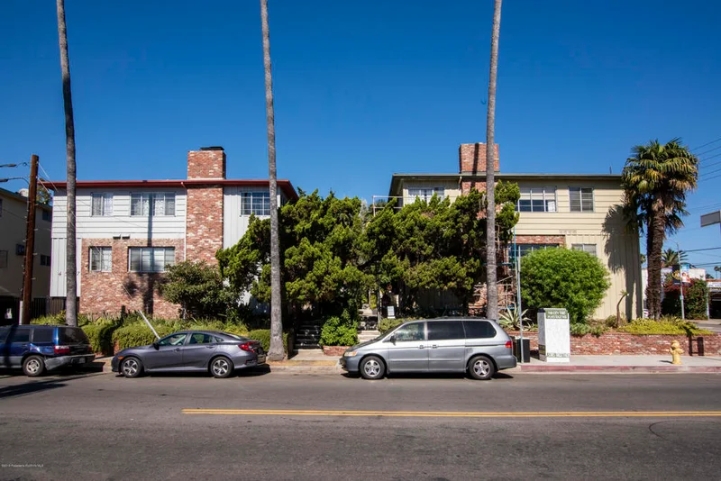 4501 Finley #10, Los Angeles, CA 90027