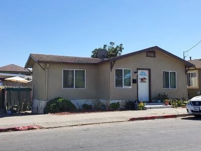 23 Capitol, Salinas, CA 93901