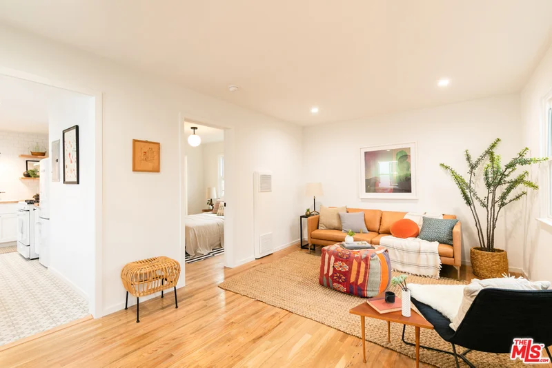4229 Centinela, Los Angeles, CA 90066