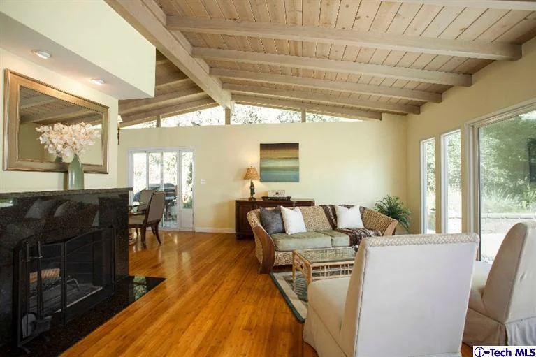 1253 Calaveras, Altadena, CA 91001