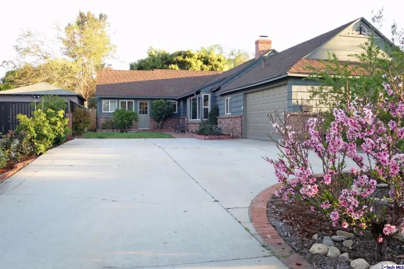 911 Shelly, Altadena, CA 91001