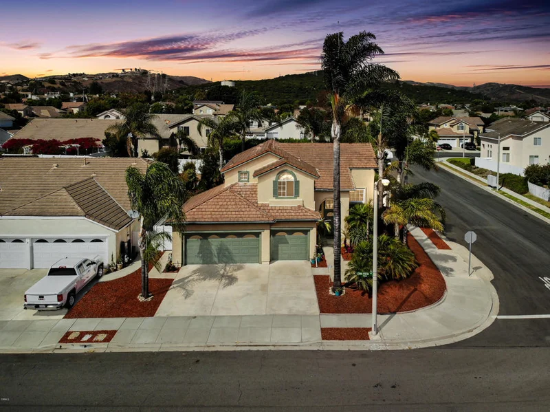 7703 Loma Vista, Ventura, CA 93004