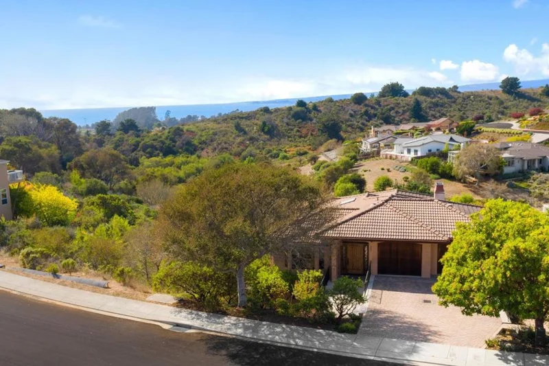 301 Ventana, Aptos, CA 95003