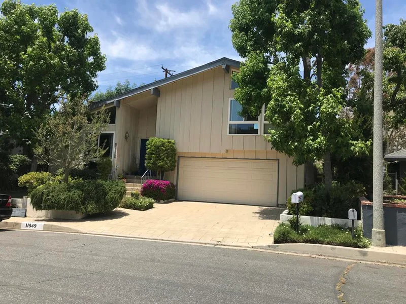 11549 Dellmont Drive, Tujunga, CA 91042
