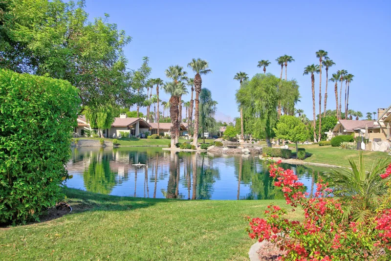 117 Deer Spring, Palm Desert, CA 92211