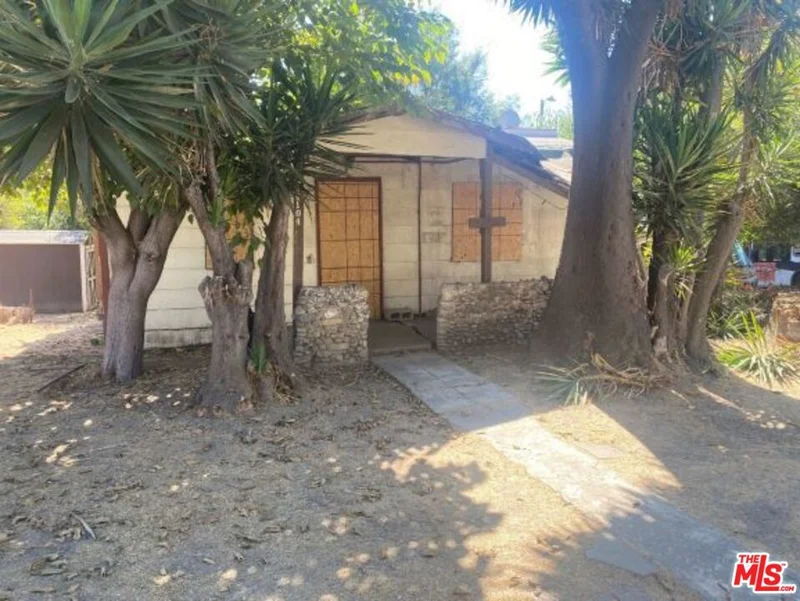 4104 Van Horne, Los Angeles, CA 90032