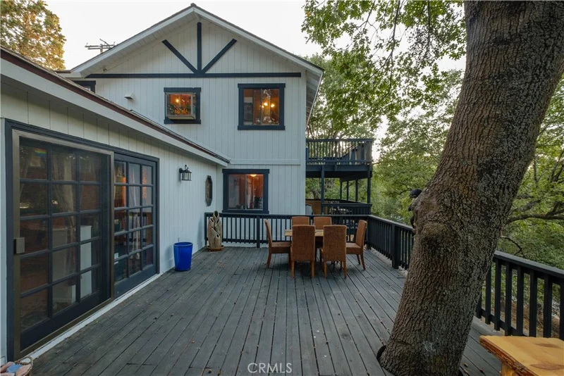 457 Darfo, Crestline, CA 92325