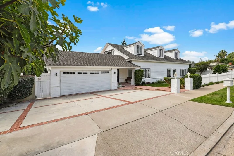 1242 Foothill, Santa Ana, CA 92705