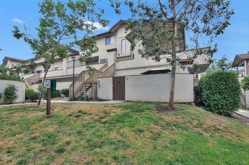 86 Maegen #4, Thousand Oaks, CA 91362