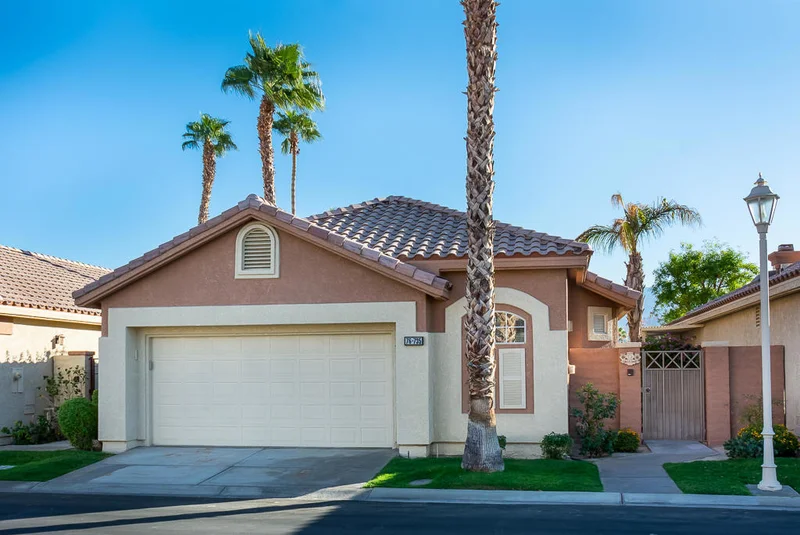 76735 Minaret, Palm Desert, CA 92211