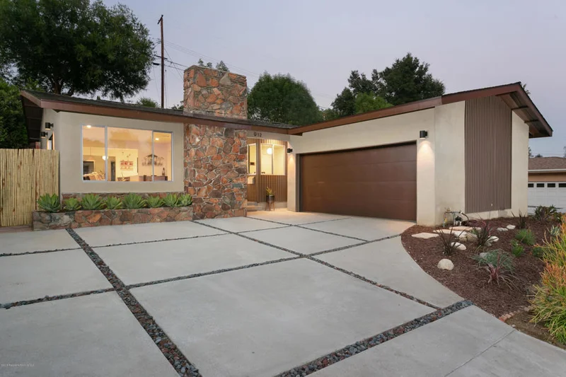 912 Rutland, Los Angeles, CA 90042