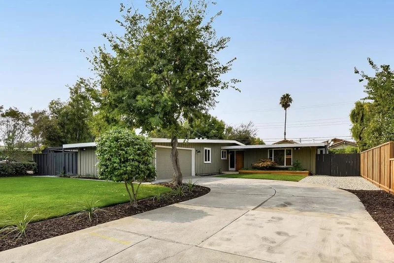 413 Cloverdale, Campbell, CA 95008