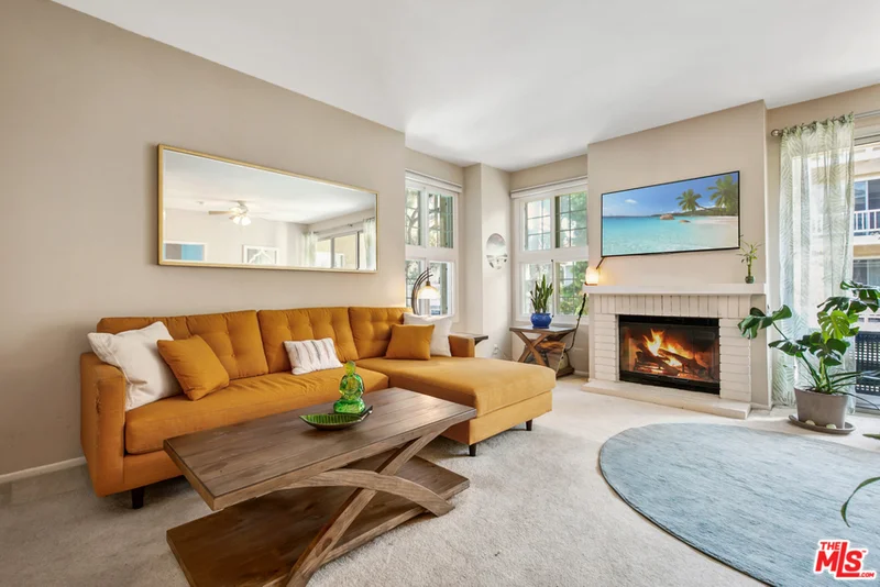 8505 Gulana #4202, Playa Del Rey, CA 90293