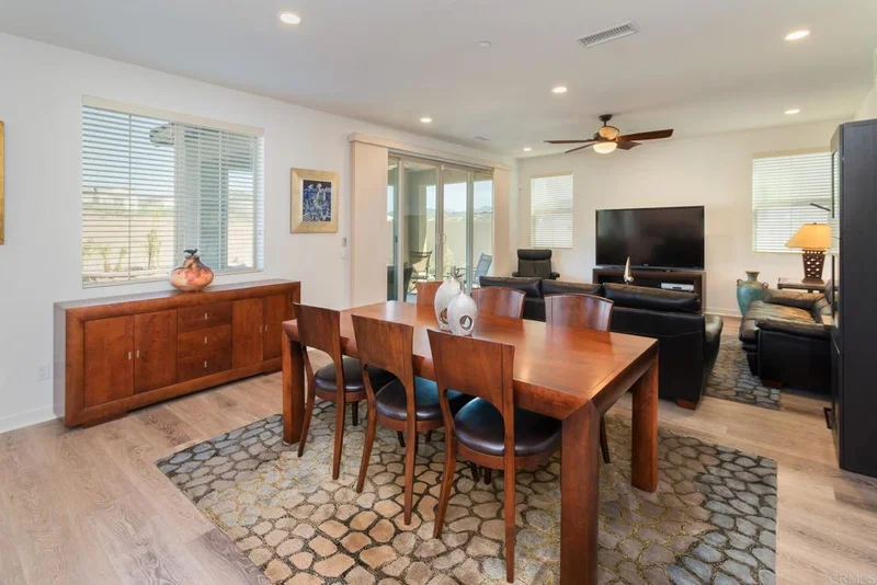 9056 Hightail, Santee, CA 92071
