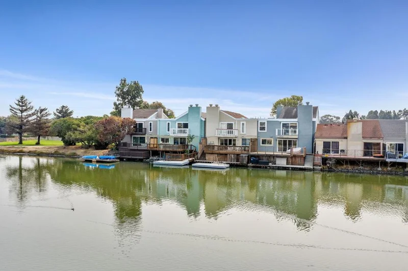 511 Starboard, Redwood City, CA 94065
