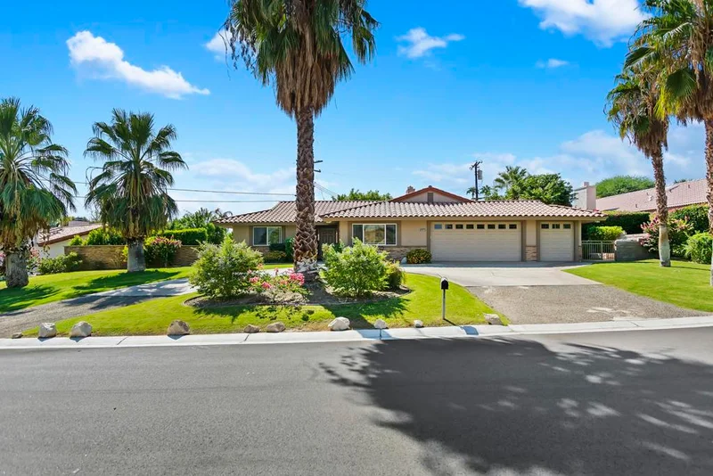 42875 Darien, Bermuda Dunes, CA 92203