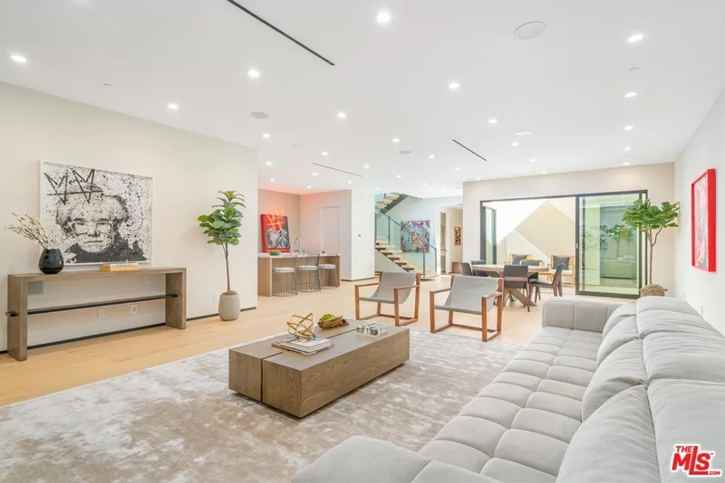 8737 Ashcroft Avenue, West Hollywood, CA 90048