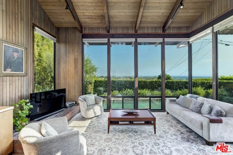 878 Oreo, Pacific Palisades, CA 90272