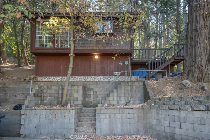 27355 State Hwy 189, Blue Jay, CA 92317
