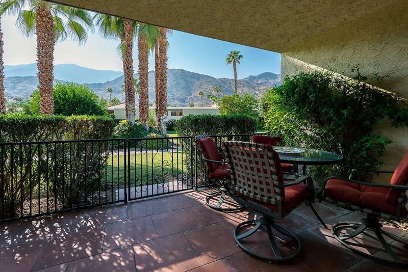 421 Via Ensenada, Palm Springs, CA 92264
