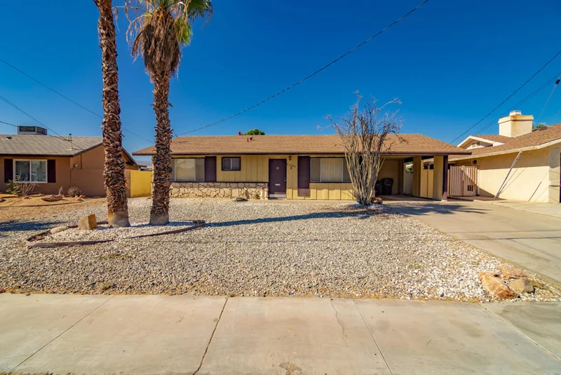 43049 Texas, Palm Desert, CA 92211