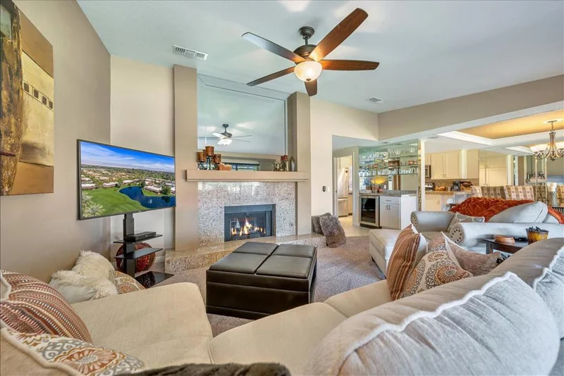 26 Maximo, Palm Desert, CA 92260