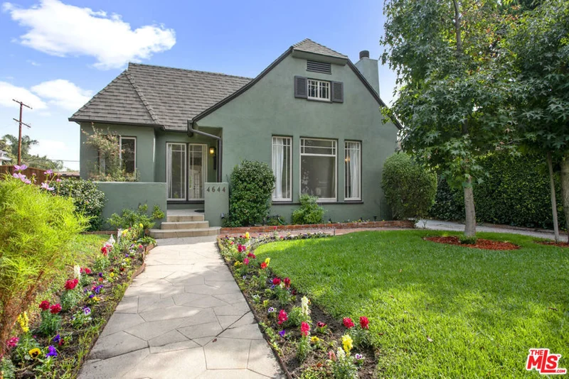 4644 Denny, North Hollywood, CA 91602