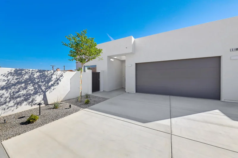 51680 Avenida Mendoza, La Quinta, CA 92253