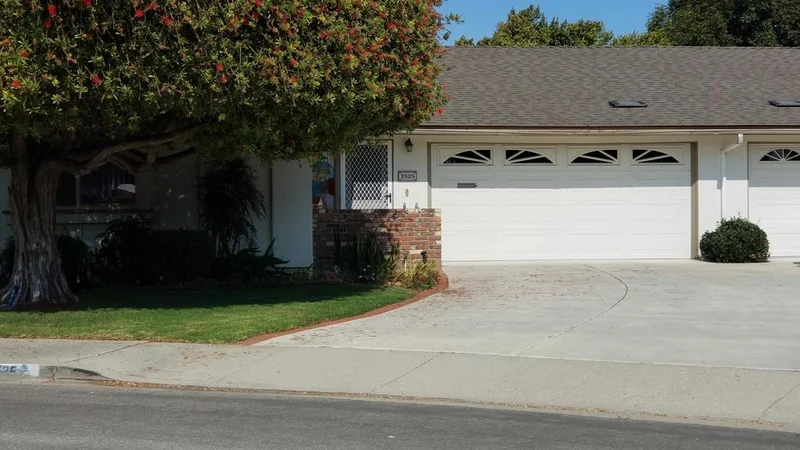 2525 Neptune, Port Hueneme, CA 93041