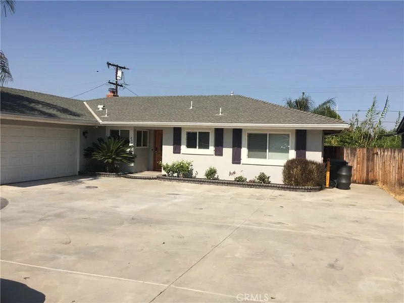 255 Monterey, Corona, CA 92879